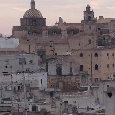 Casa Liberta Spacious White Scandidesign